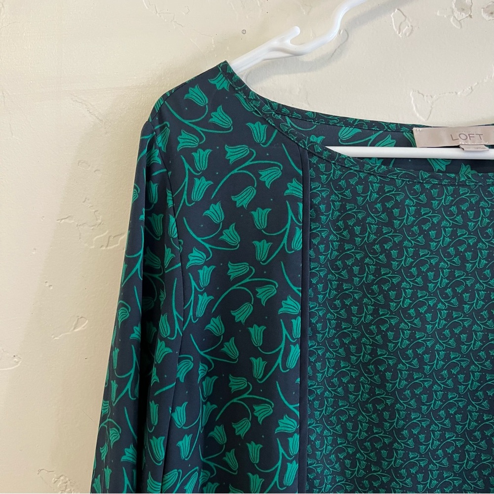 Loft Green Patterned Blouse - image 8